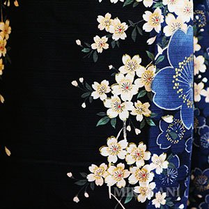 Kimono long bleu fleurs motifs