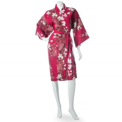 Kimono Yukata court rouge motifs fleurs de cerisiers