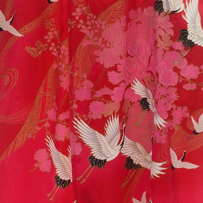Kimono japonais court soie rouge paix et amour